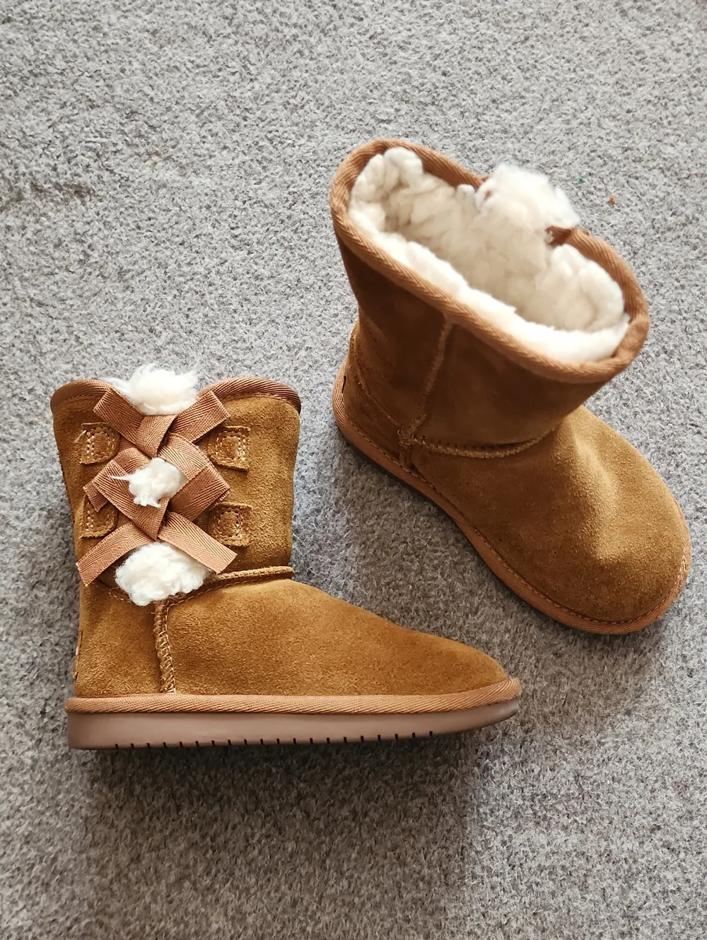 Koolaburra Chestnut Suede Faux-Shearling Kids Boots
